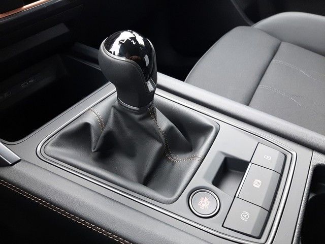 Fahrzeugabbildung Cupra Leon Sportstourer 1.5TSI elekHeck Kamera ACC