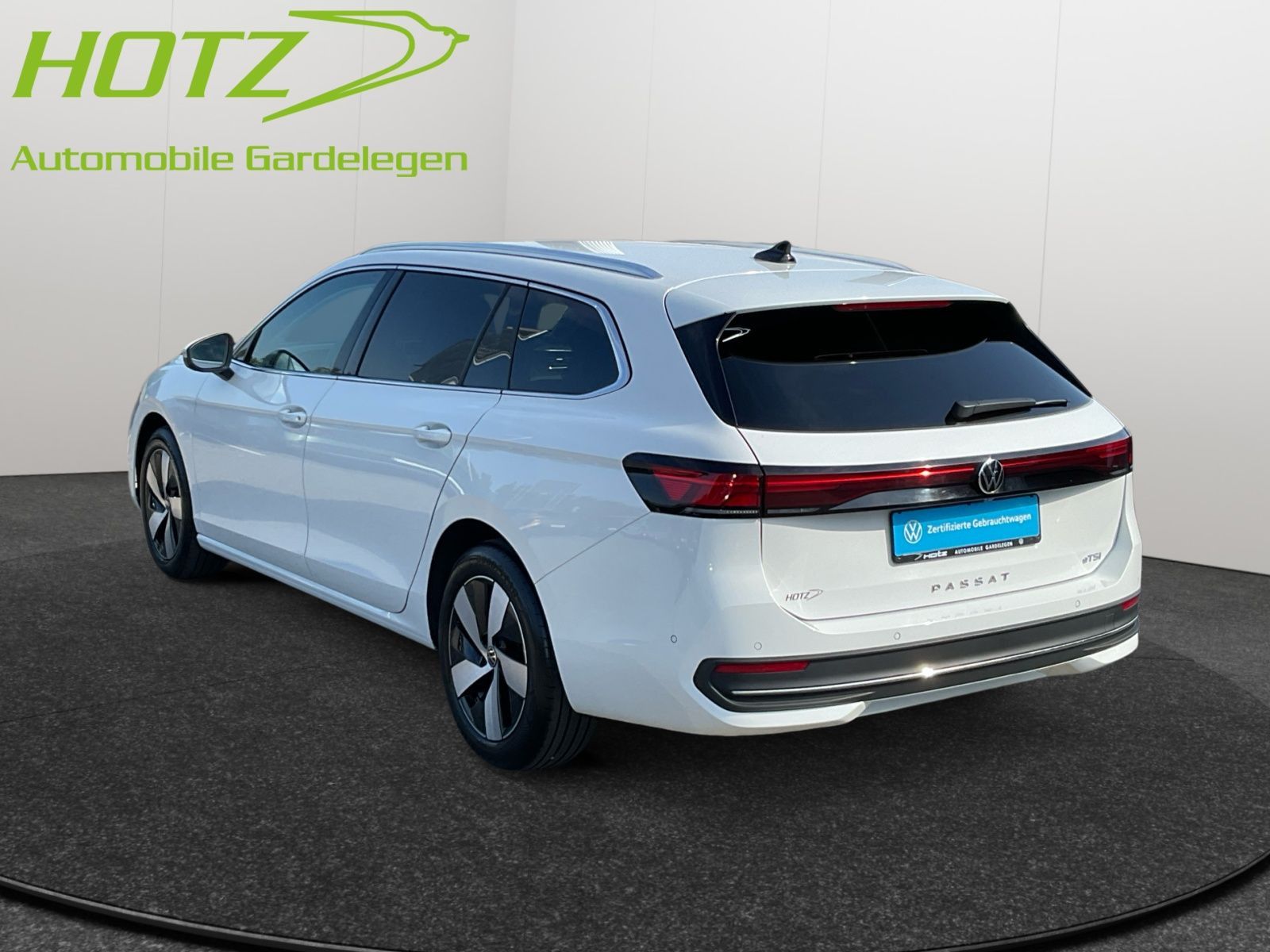Volkswagen Passat Variant 1.5 eTSI DSG Business HeadUp LED foto 3