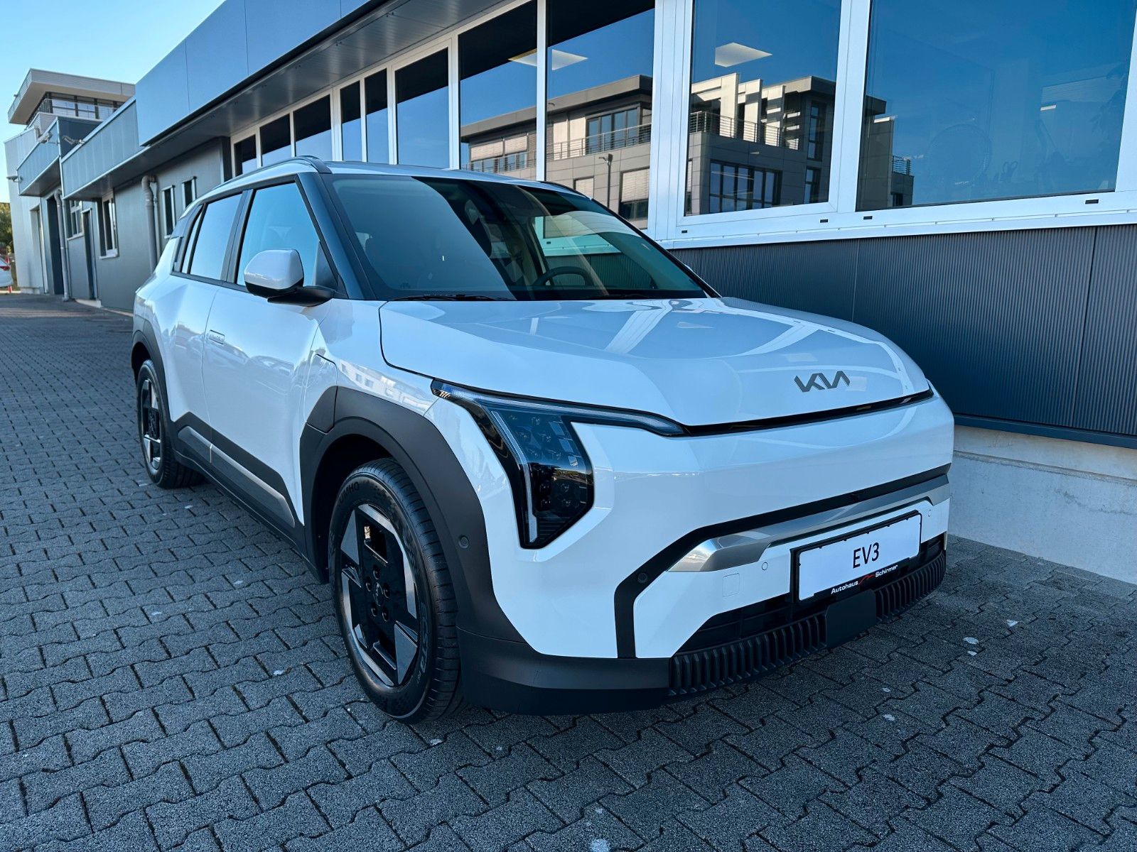 Fahrzeugabbildung Kia EV3 81.4 EARTH WIC UPG DWP