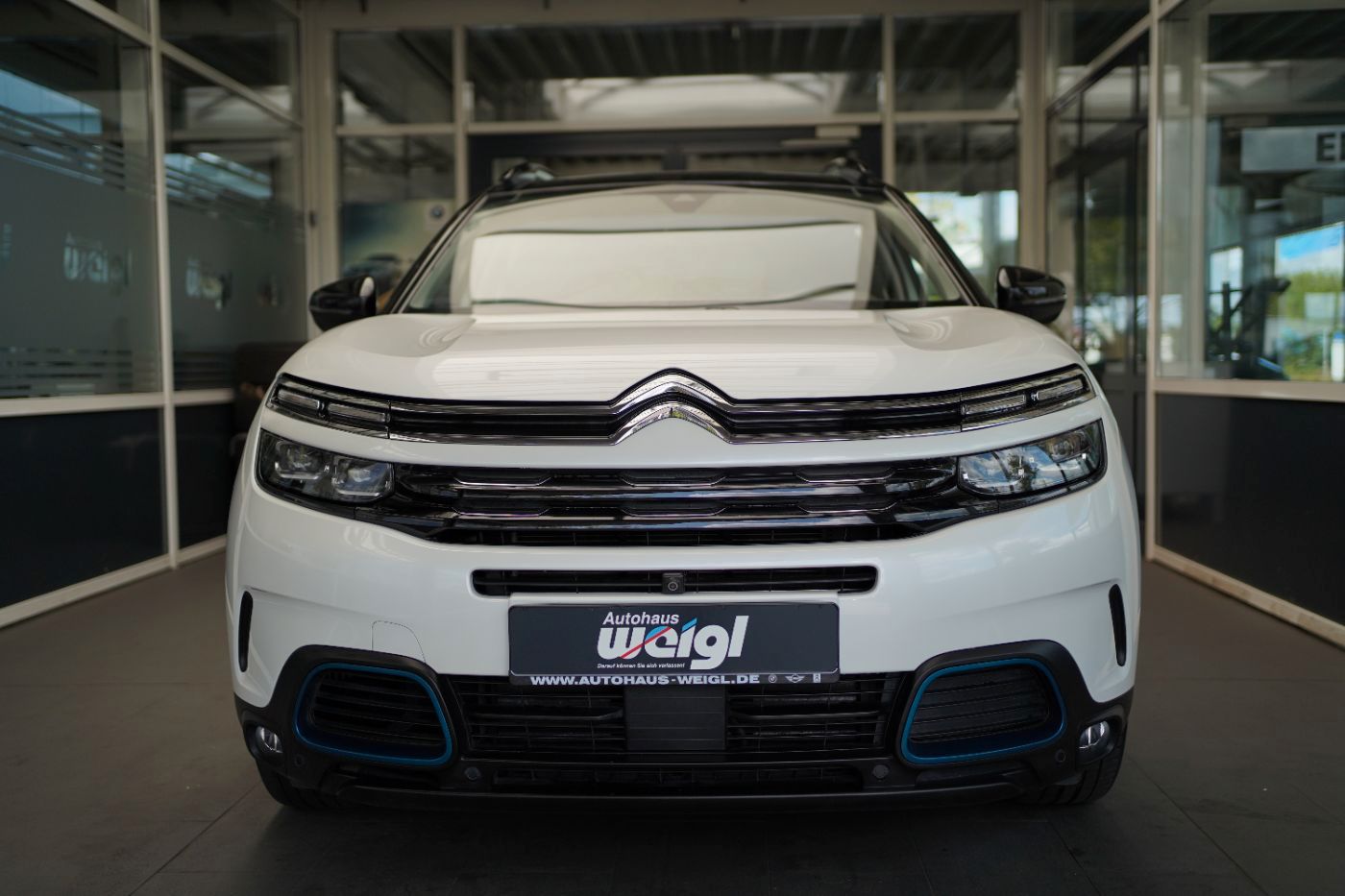 Fahrzeugabbildung Citroën C5 Aircross Hybrid 225 EAT8 Shine Pack Automatik