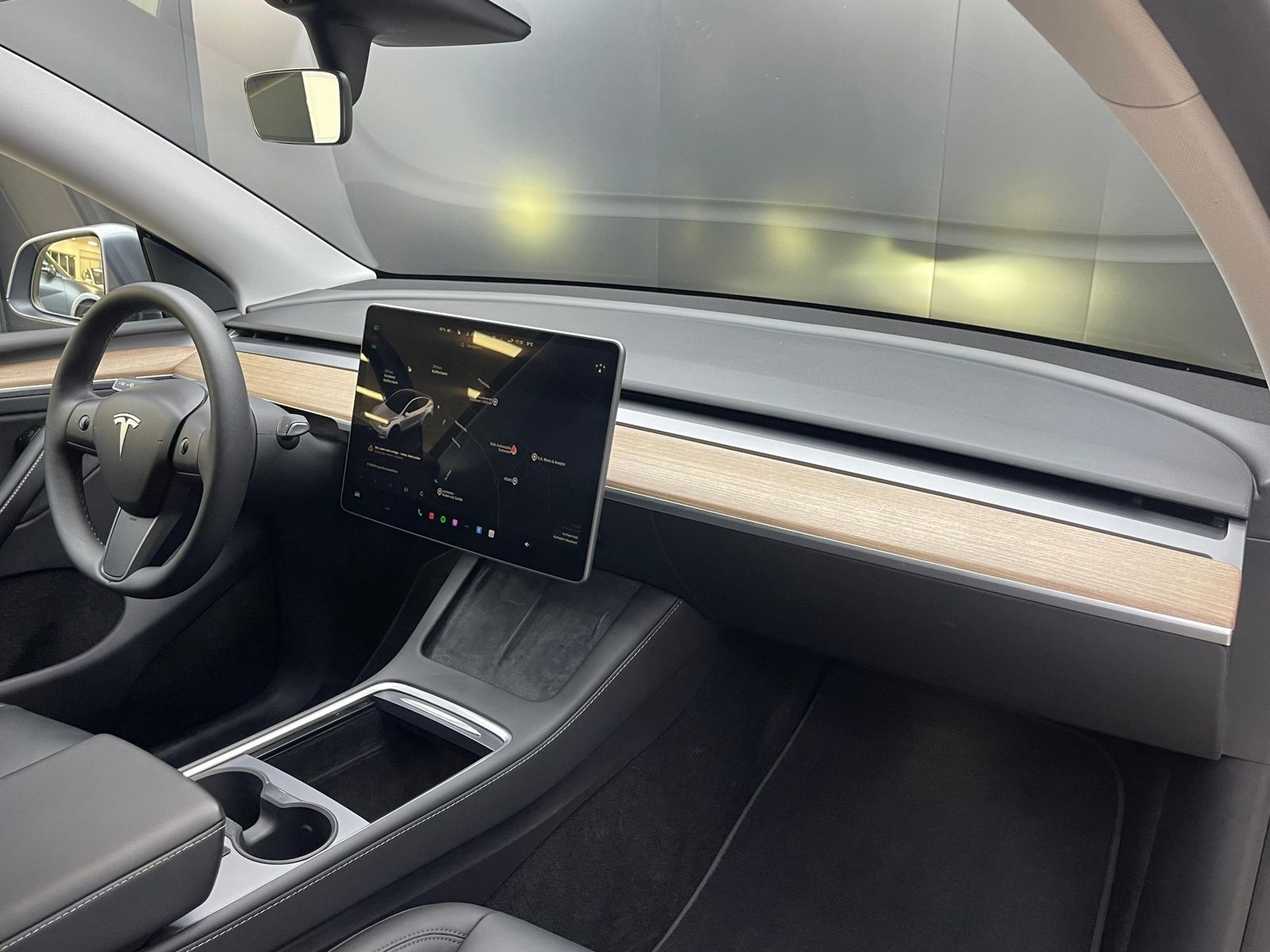 Fahrzeugabbildung Tesla Model Y Long Range Perform AWD+AHK+PANO+LED+ACC+