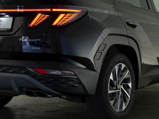 Tucson T-GDI TREND 48V 4WD DCT+VOLL LED+NAVI+RÜC