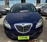 Lancia Delta 1.6 MJT DPF Platino - blaue Lancia Delta