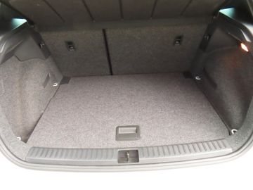 Fotografie des Seat Arona FR 6-G 81kw AHK Navi Climatronic ALU `18
