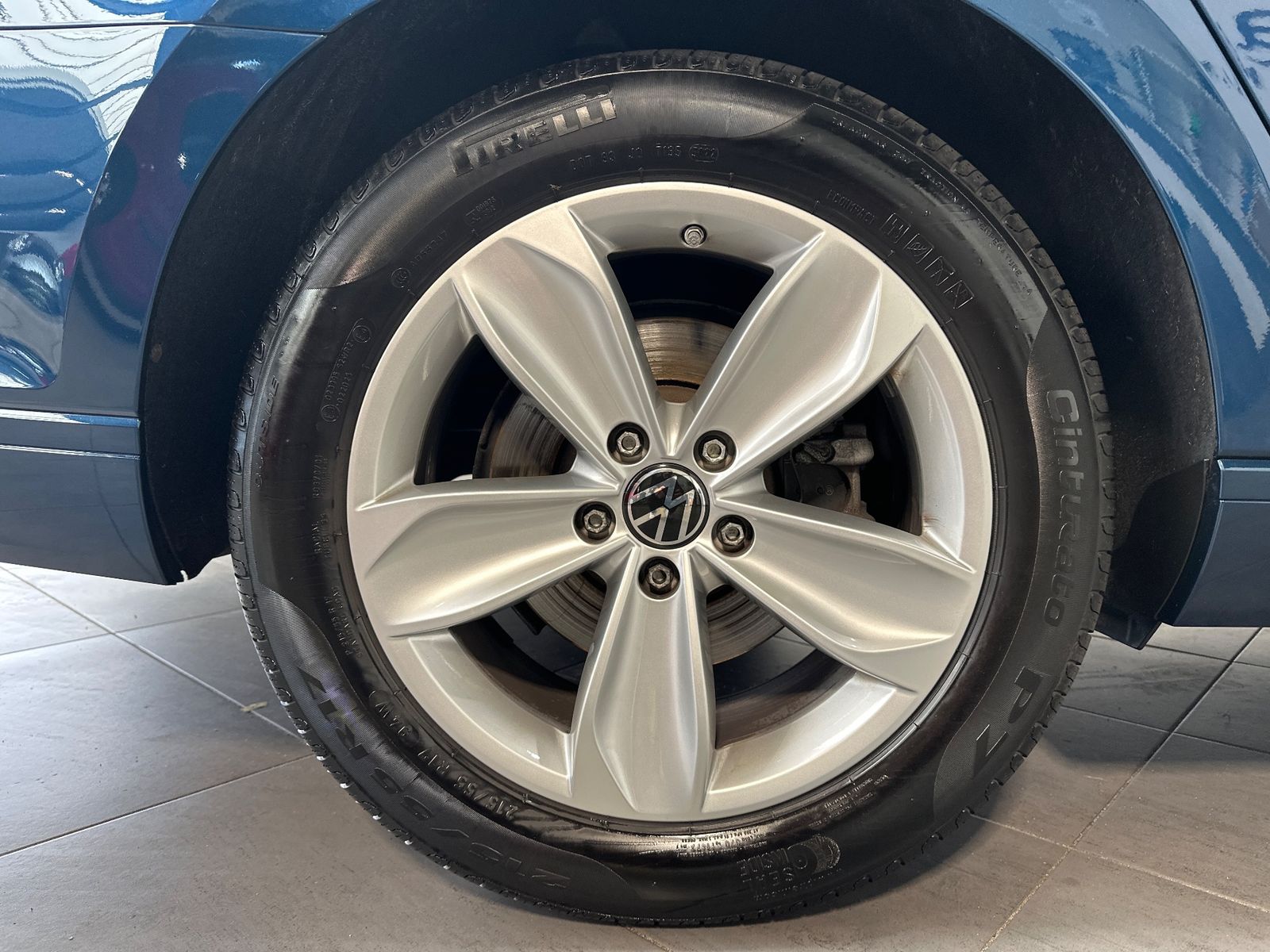 Fahrzeugabbildung Volkswagen Passat Variant 2.0 TDI DSG Business NAV+LED+ACC