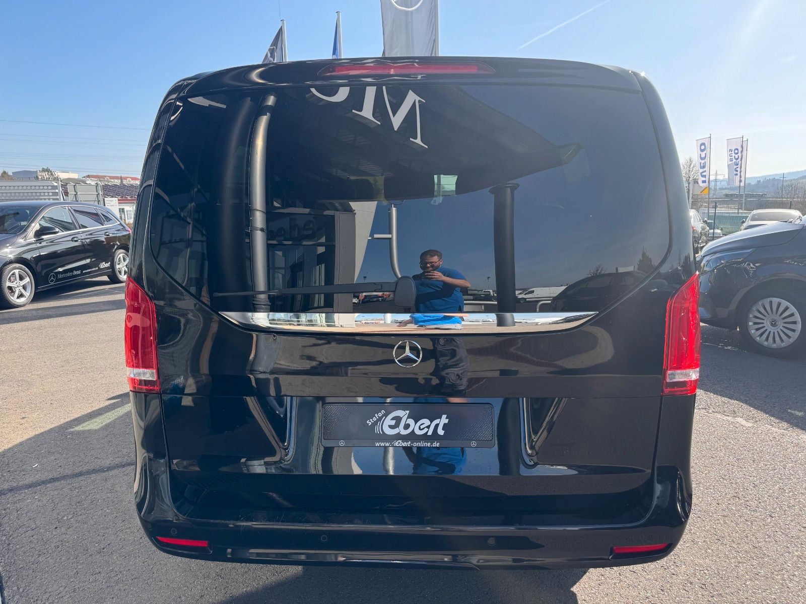 Fahrzeugabbildung Mercedes-Benz V 300 d AVA Extral AIRMATIC Stdheiz 360Kamera