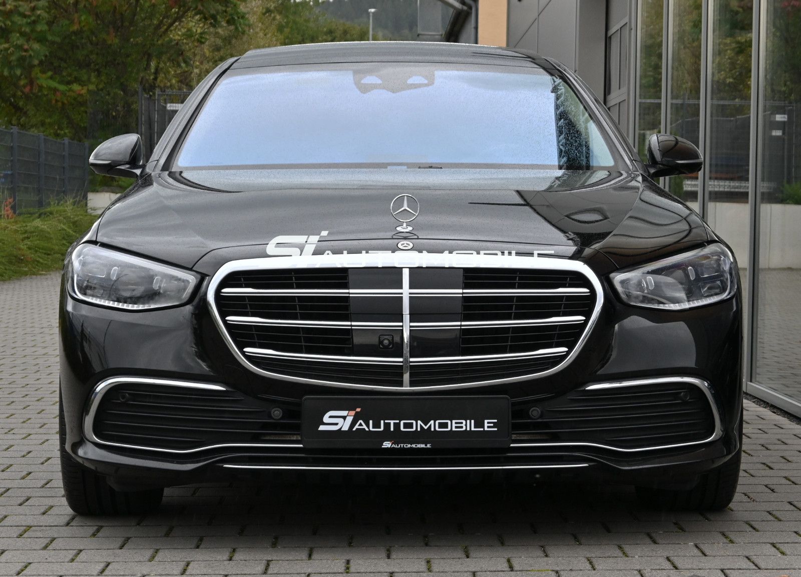 Fahrzeugabbildung Mercedes-Benz S 580 e 4MATIC Lang °UVP 191.620€°4-SITZE°PANO°