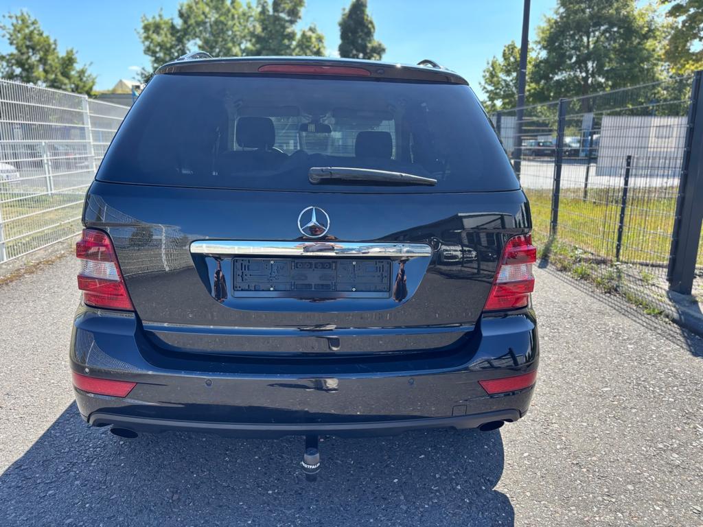 Mercedes-Benz ML 300