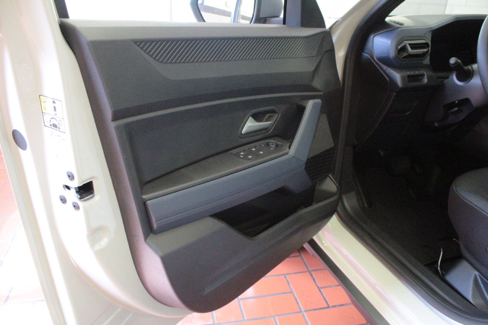 Fahrzeugabbildung Dacia Duster hybrid 140 Expression *Winterpaket*