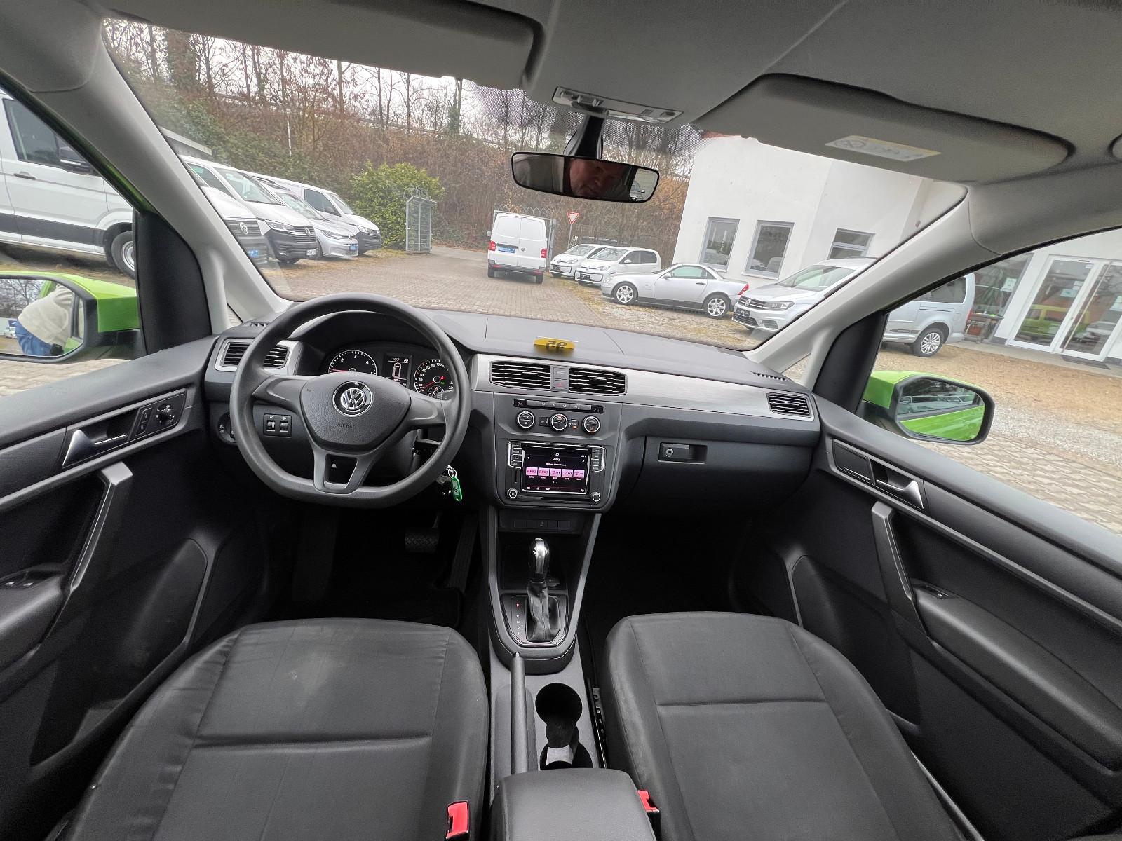 Volkswagen Caddy Maxi 2.0 TDI DSG Rollstuhl Rampe 110 kw