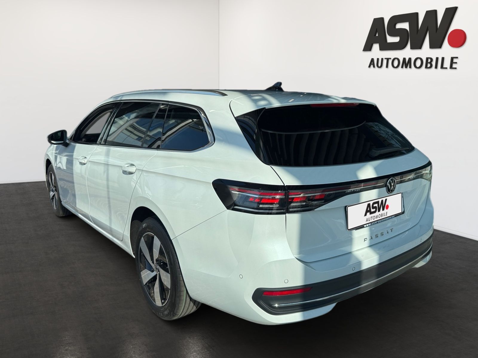Volkswagen Passat Variant Business 2.0 TDI DSG Head-up ACC foto 4