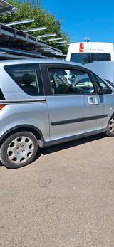 Peugeot 1007 - gebrauchte Peugeot 1007 aus dem Jahr 2005