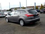 Ford Focus Titanium1,6i 150PS Zahnriemen neu, Navi - Ford Focus: 1.6