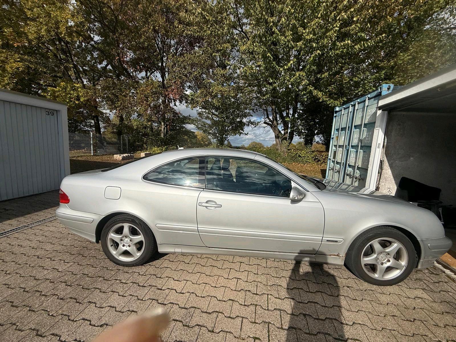 Mercedes-Benz CLK 200