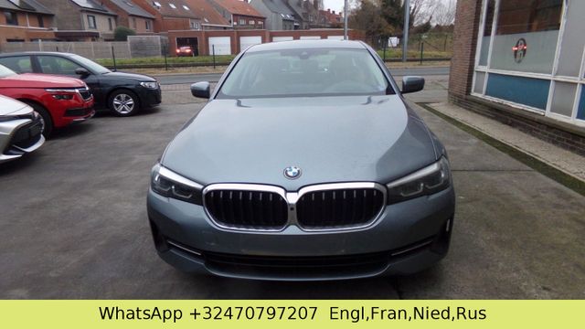 BMW 530e xDrive,AUTOMATIK,LEDER, HEAD-UP, 360°,1HAND