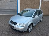 Volkswagen Touran 1.6 FSI Trendline Klimaautomatik - Volkswagen Touran: Fsi