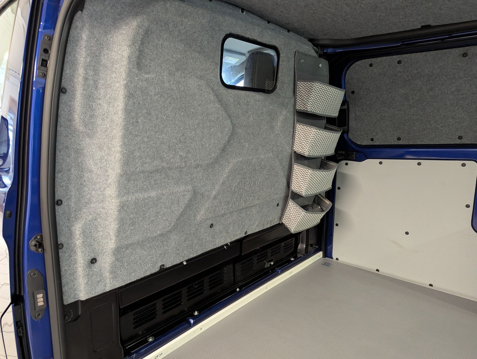 FORD Transit Custom 290 Sport Camper-Umbau Klima AHK - Image 20