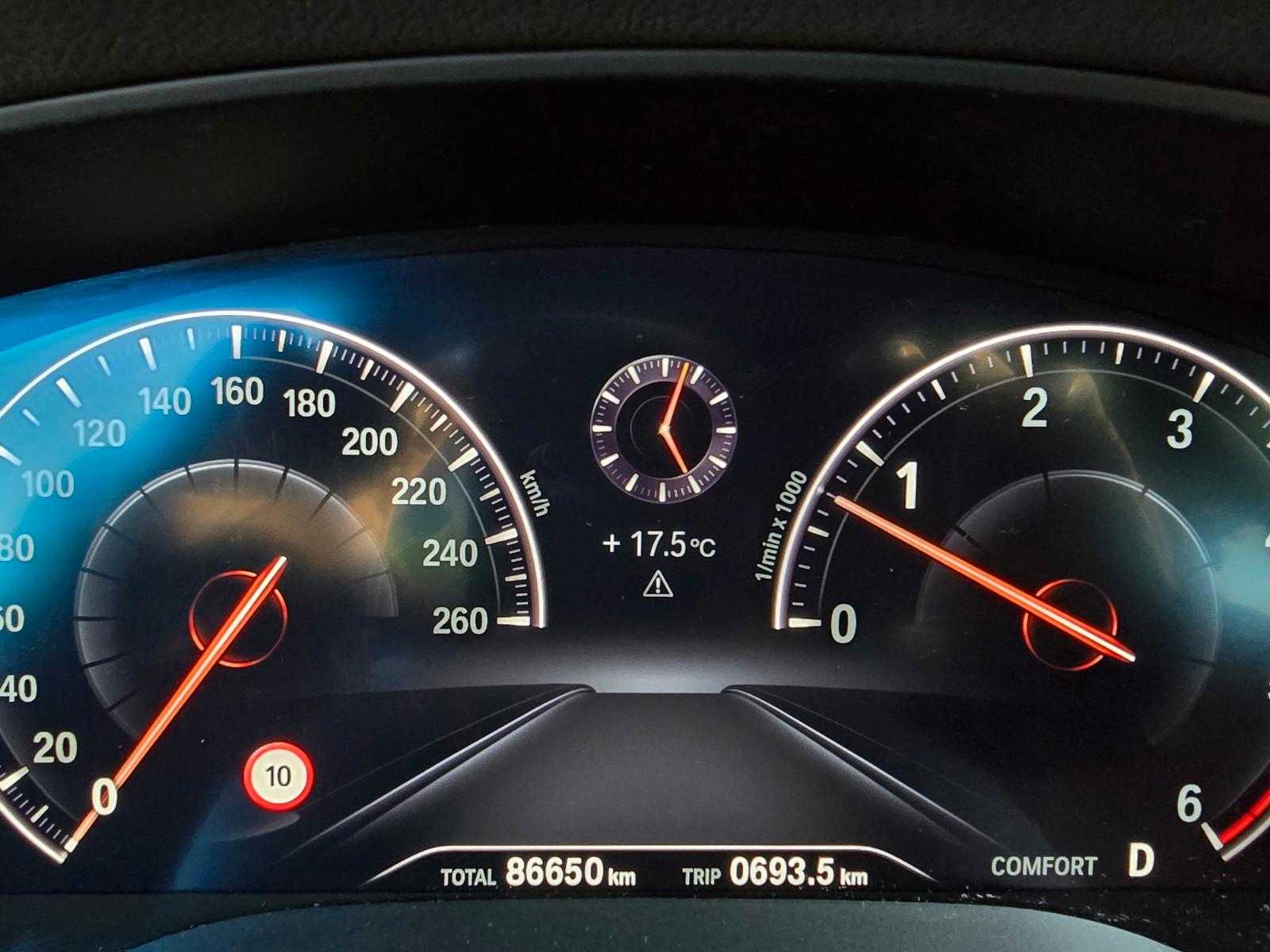 BMW 530d xDrive Touring M-Sport Vollaustattung