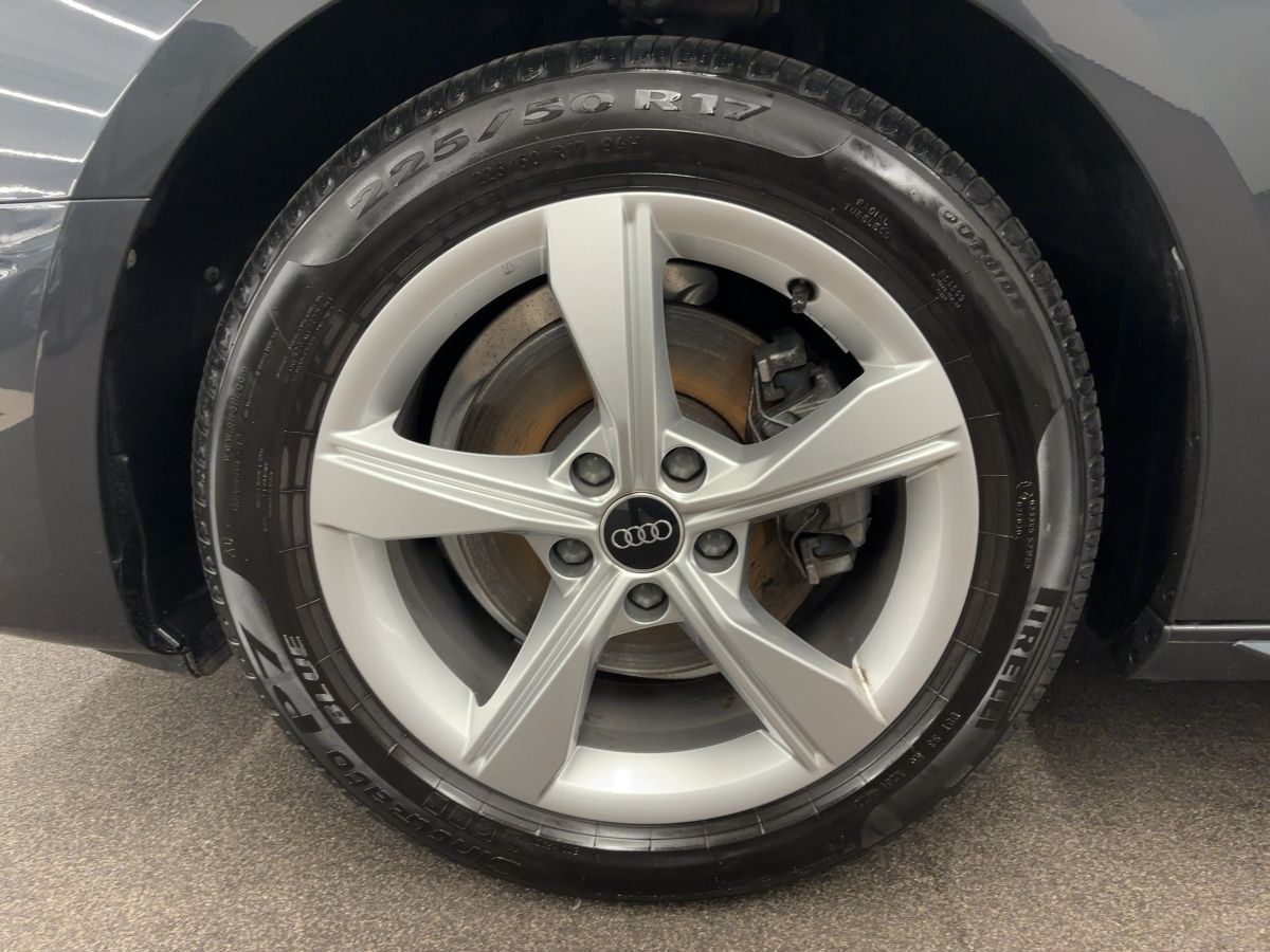 Audi A4 - Bild 15