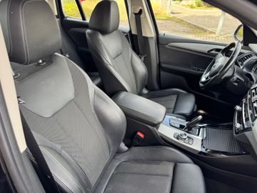 BMW X3 - 11
