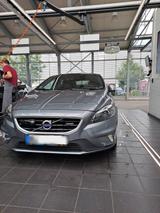 Volvo V40 D4 R-Design - Volvo V40 in Berlin