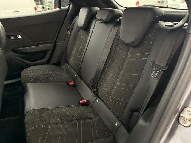 Fahrzeugabbildung Opel Mokka Ultimate 1.2l 130PS Navi/Kamera!