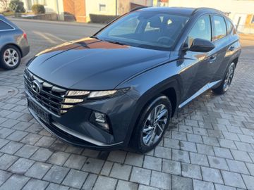 Hyundai TUCSON - 1
