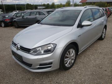Volkswagen Golf - 1
