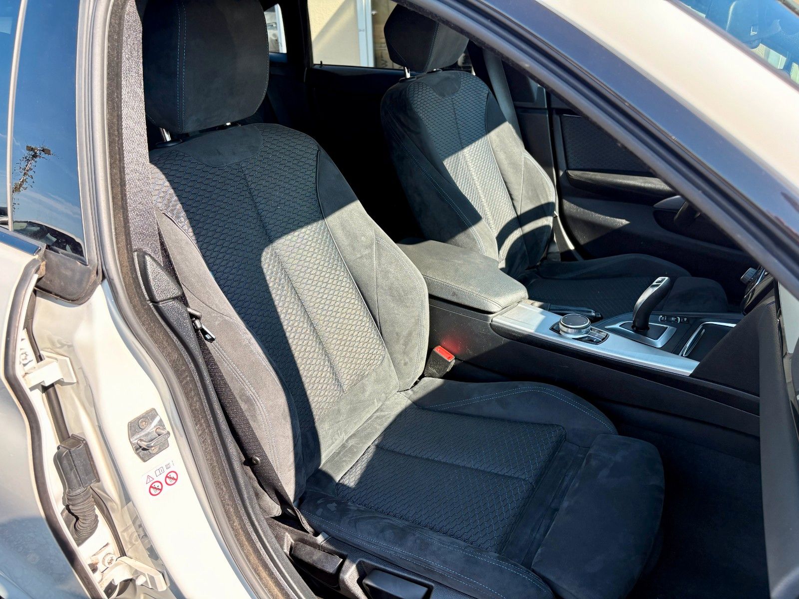 Fahrzeugabbildung BMW 420d GC Aut. M SPORTPAKET Navi LED HUD Alarm Kam