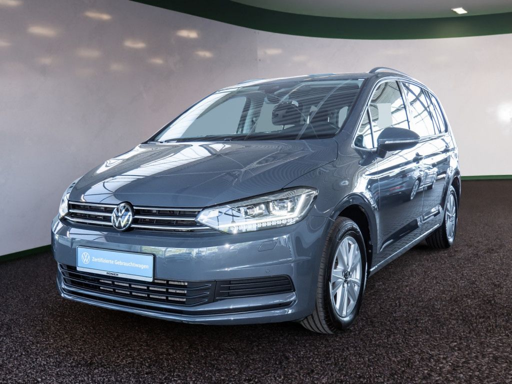 Volkswagen Touran — hlavná fotografia