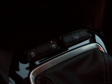 Bild 14 Opel Corsa F 1.2T Edition PDC SHZ LHZ Navi-App