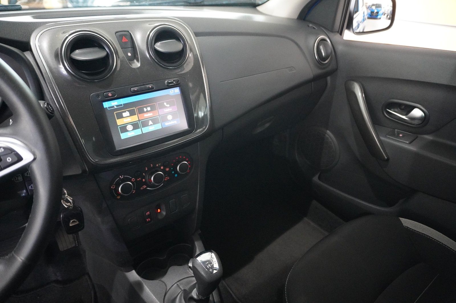 Fahrzeugabbildung Dacia Sandero II Stepway 0.9 TCE PRESTIGE NAVI/LED/SHZ