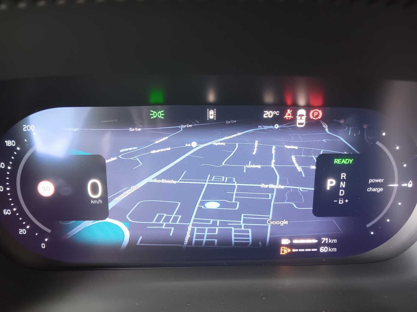 Fahrzeugabbildung Volvo XC60 T6 AWD Plus Black Edit. 'HEAD-UP-DISPLAY'