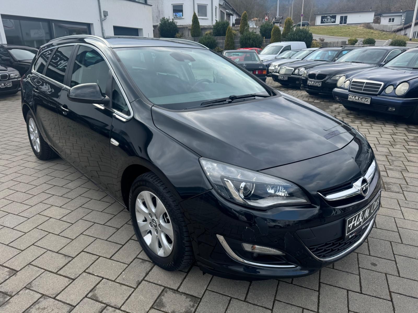Opel Astra J Sports Tourer Exklusiv/Steuerkette Neu !