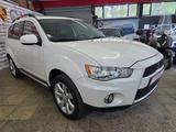 Mitsubishi Outlander Intense 4WD*7.Sitzer*Tüv & Service NEU - Mitsubishi: Service