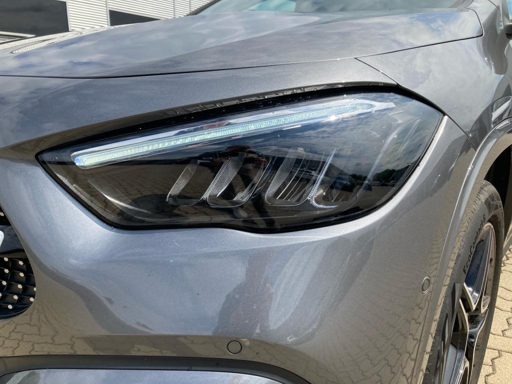Mercedes-Benz GLA 250 e AMG+NIGHT+PANO+AHK+ACC+LED+KAMERA+Totw