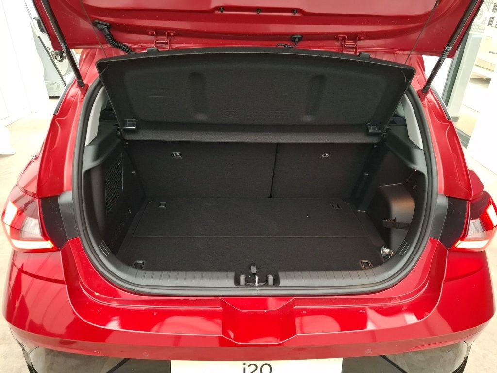 Fahrzeugabbildung Hyundai i20 1.0 T-GDI 6-MT Prime 4xSHZ Akustikglas Kam.