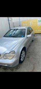Mercedes-Benz Mercedes Benz 220 - Mercedes-Benz 220 aus 2001
