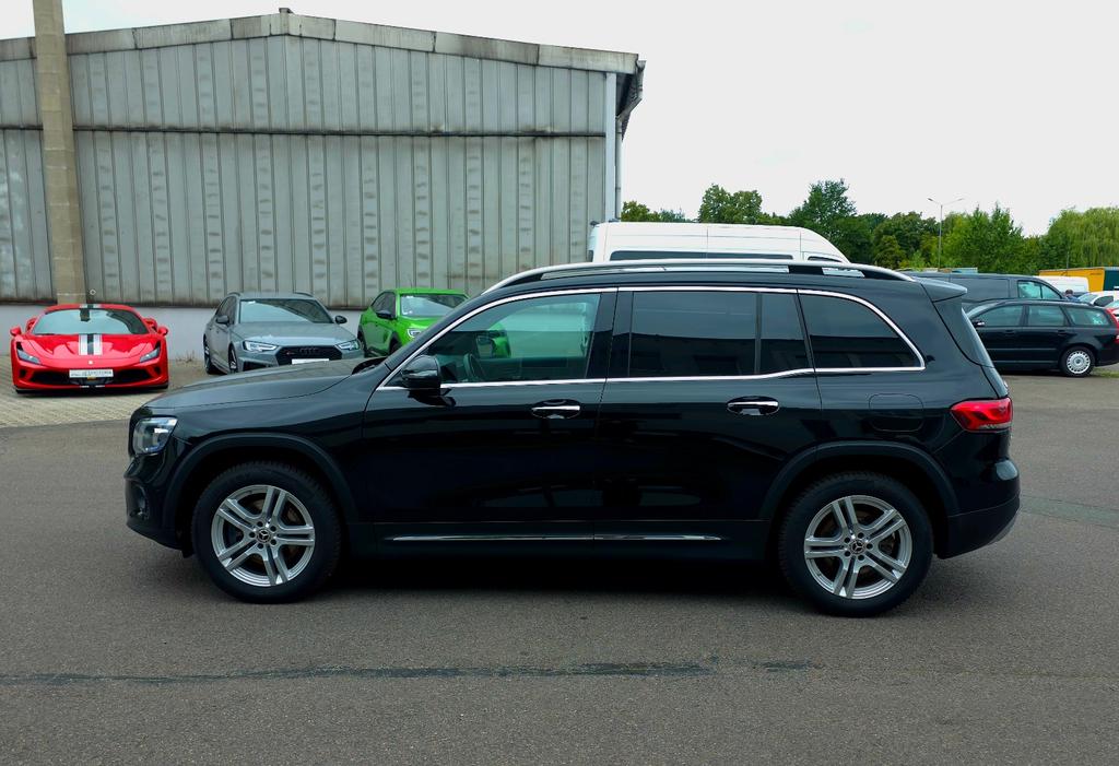 Mercedes-Benz GLB 250