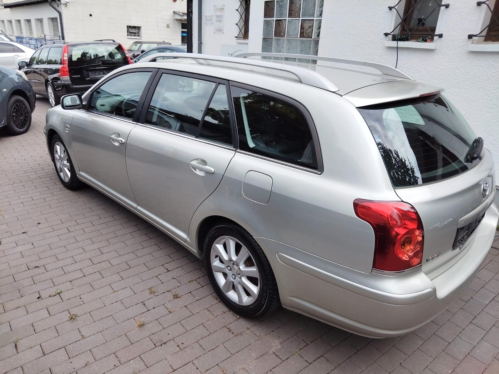 Toyota Avensis 2004 — photo 5