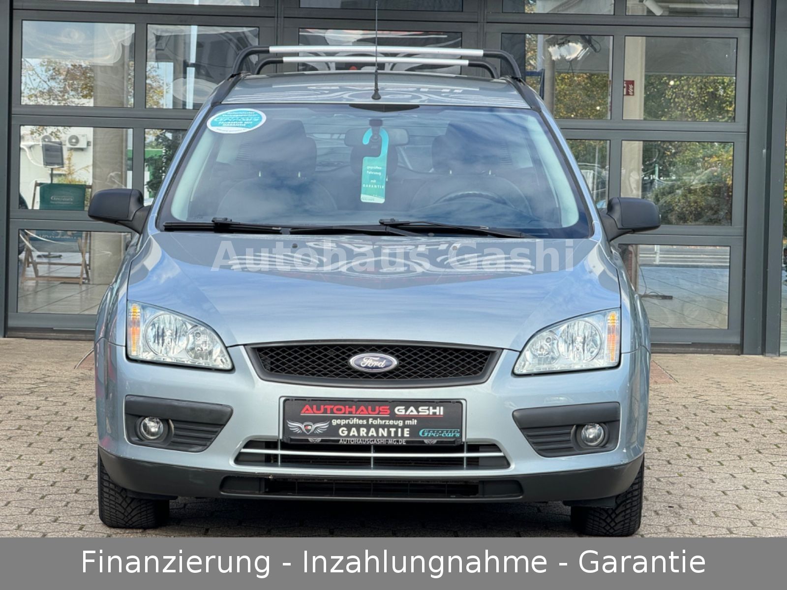 Fahrzeugabbildung Ford Focus Turnier*1.Hand*Klima*Tempomat*Winter-Paket