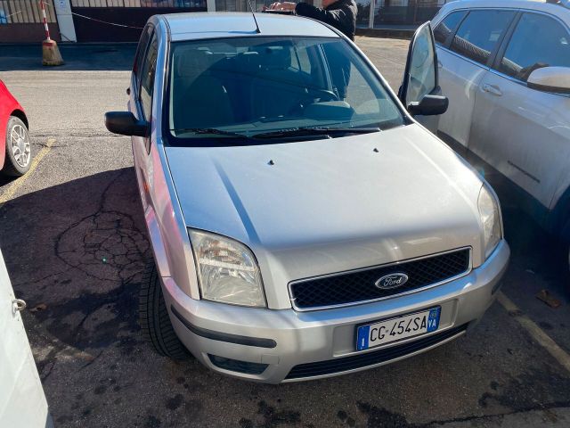 Ford Fusion 1.4 16V 5p.