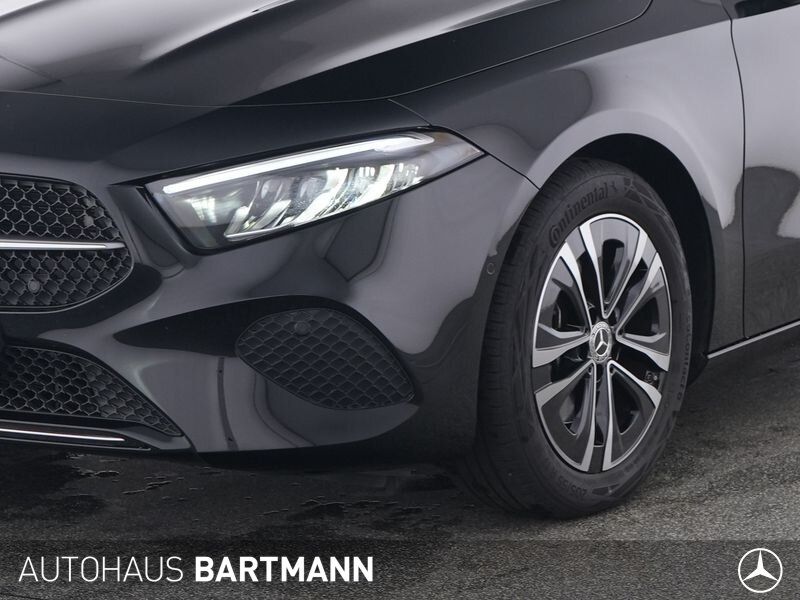 Mercedes-Benz A 180 PROGRESSIVE KAMERA LED SPUR PTS SZH MBUX foto 3