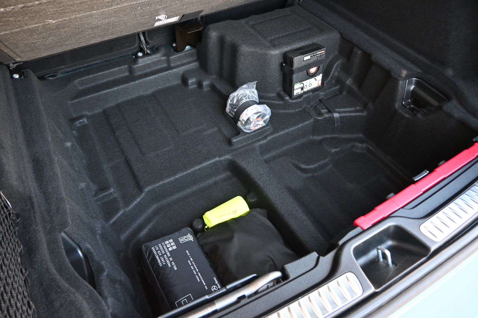 Fahrzeugabbildung Mercedes-Benz GLC 220 d 4MAT. °ACC°AHK°PANO°STANDHZ°DIGI LIGHT