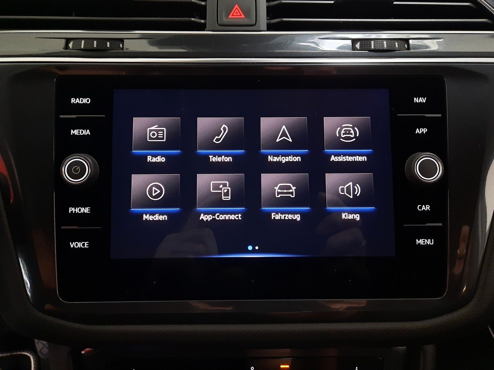 Fahrzeugabbildung Volkswagen Tiguan Allspace Life TDI *Standhzg*Navi*Cam*LED*