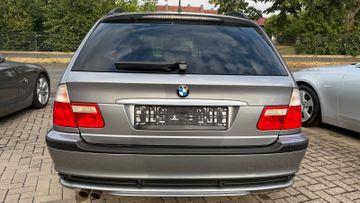 BMW 320 - 6