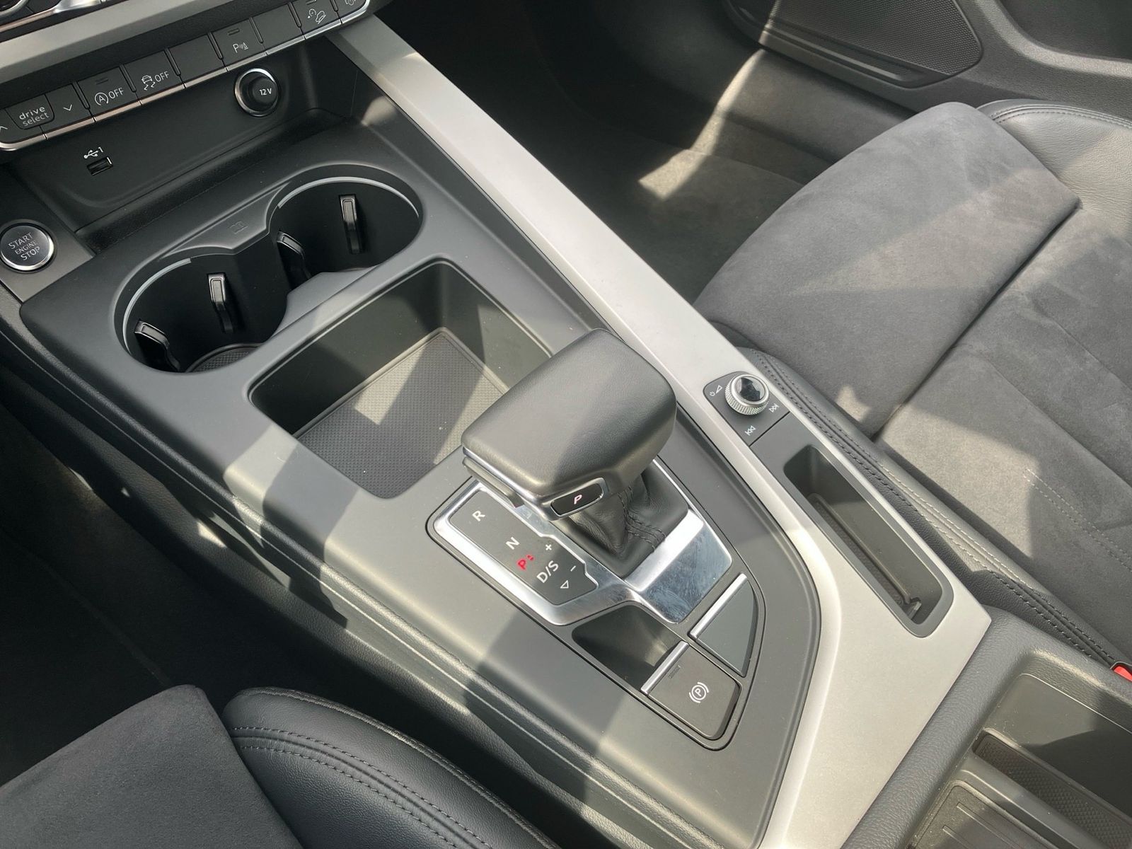 Audi A4 allroad QUATTRO 40TDI 204PS.STRONIC.MATRIX.NA foto 14