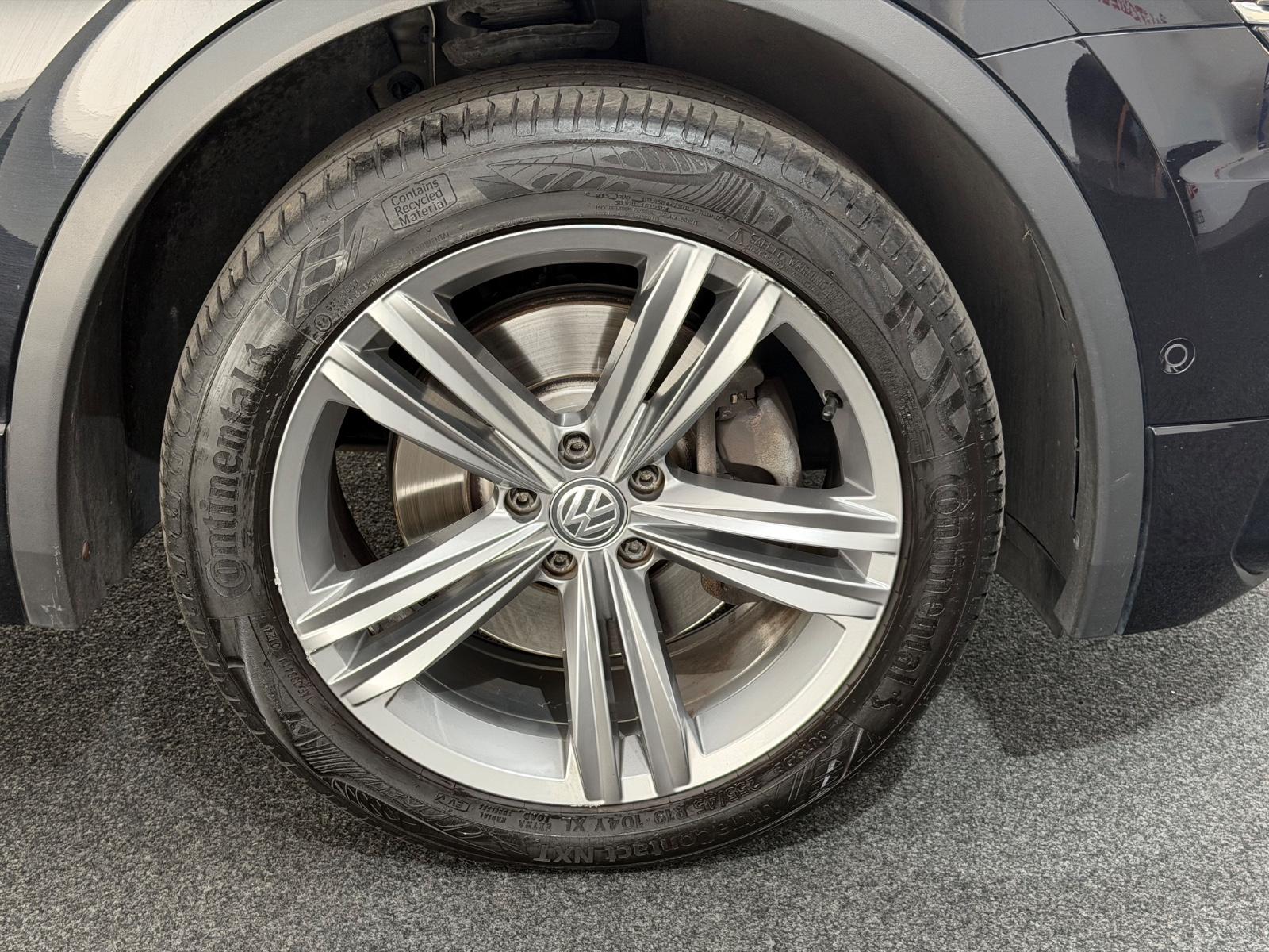 Volkswagen Tiguan 4Mo.*HIGHLINE*R LINE-LED-HUD-R.KAM-KEYLES, миниатюра 14