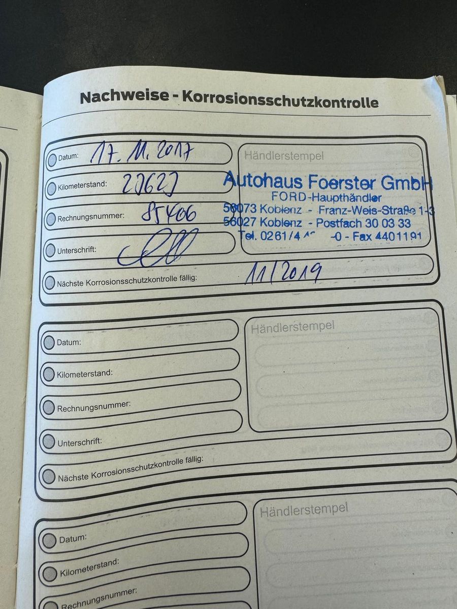 Fahrzeugabbildung Ford Tourneo Connect / KLIMA / PDC / WINTERPAKET