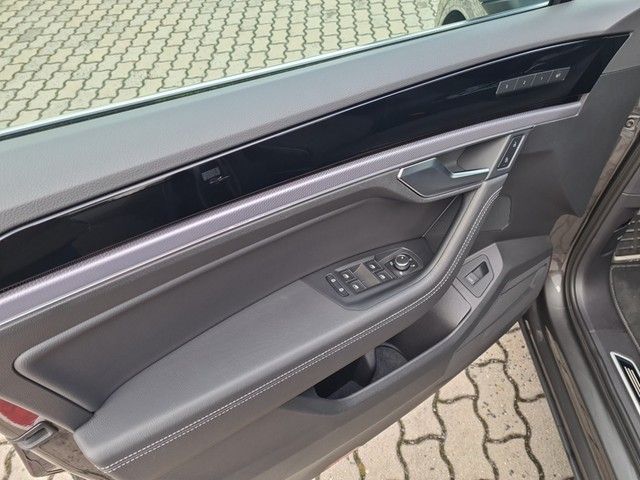 Fahrzeugabbildung Volkswagen Touareg TDI R-Line 4M Standhzg LED AHK Navi AID